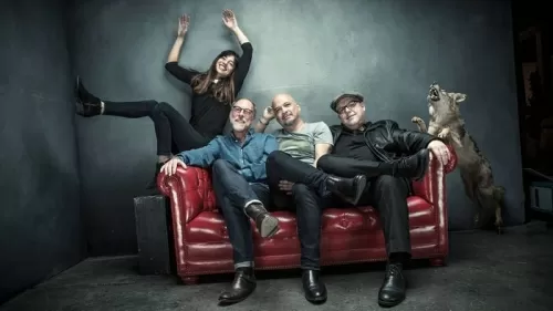 Pixies zveřejnili skladbu Talent, nové album vyjde koncem září