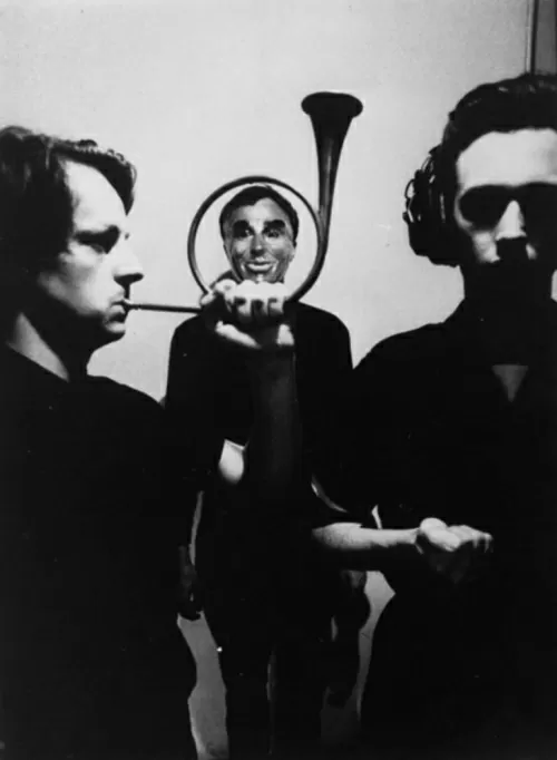 Příjezdem Cabaret Voltaire vrcholí veselí Itch My Ha Ha Ha, půjde o premiéru