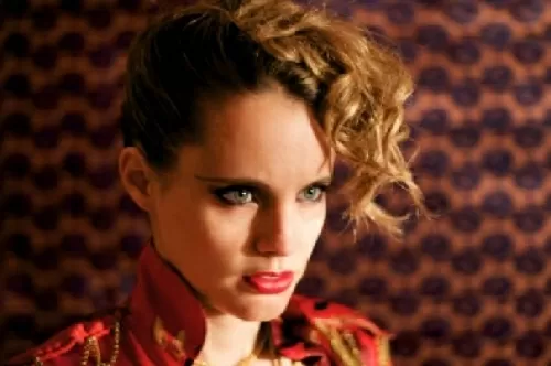 Anna Calvi