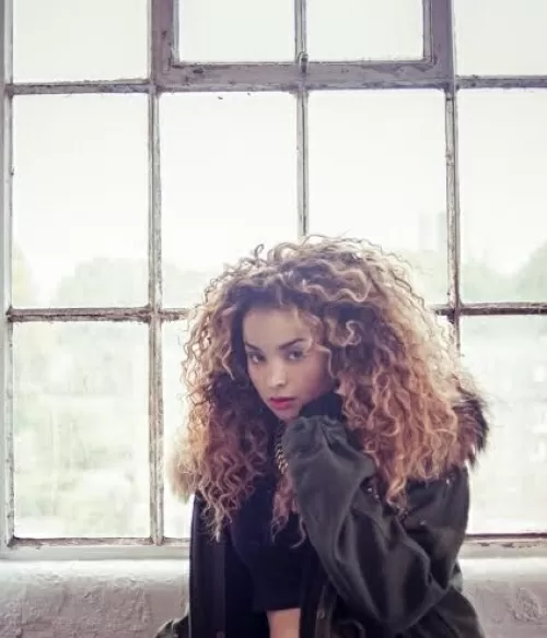 Ella Eyre