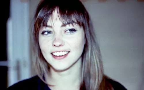 Angel Olsen - Shut Up Kiss Me